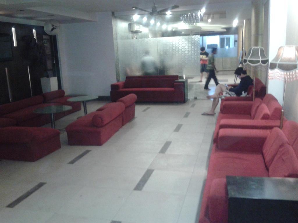 ניו דלהי Hotel Surya Plaza מראה חיצוני תמונה